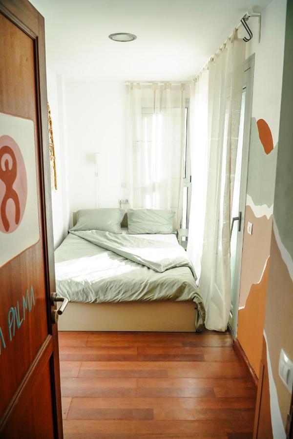 Tamaran House Hostel Las Palmas de Gran Canaria Exterior photo