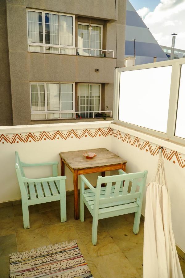 Tamaran House Hostel Las Palmas de Gran Canaria Exterior photo